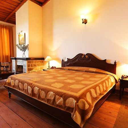Welcomheritage Windsor Lodge Ranikhet Exterior photo