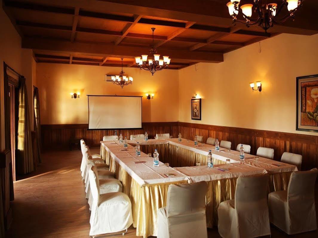 Welcomheritage Windsor Lodge Ranikhet Exterior photo